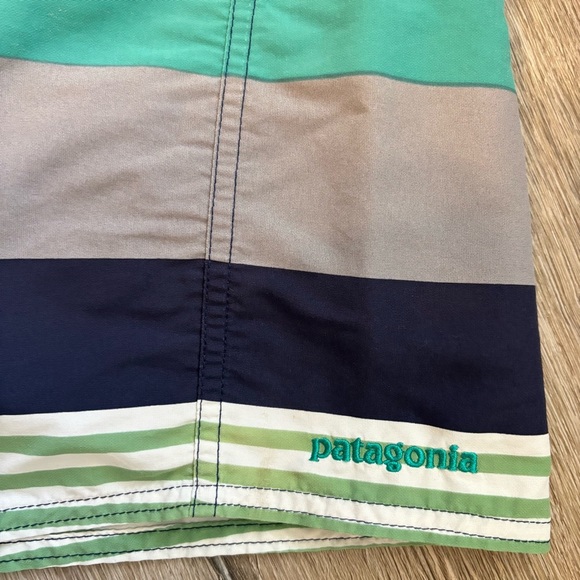 Patagonia Wavefarer Engineered Board Shorts Fitz Stripe Men’s 32 Swim Trunks - Picture 5 of 10